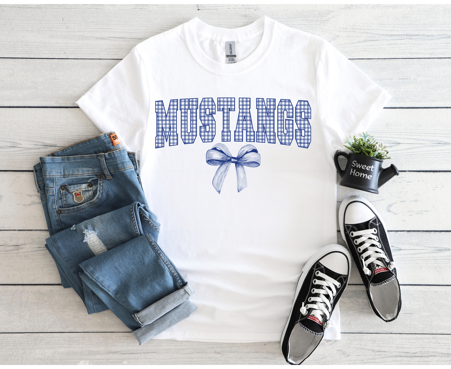 Mustangs Gangham with Bow